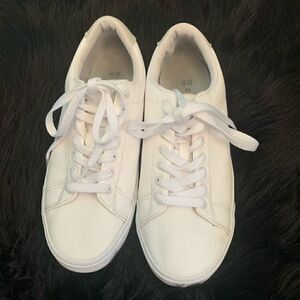 H&M white faux leather sneakers Size 40